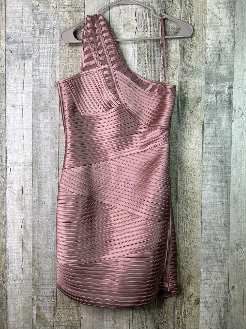 BCBGMAXAZRIA Size 8 Mauve Rose Eden One Shoulder Satin Sheen Bandage Dress
